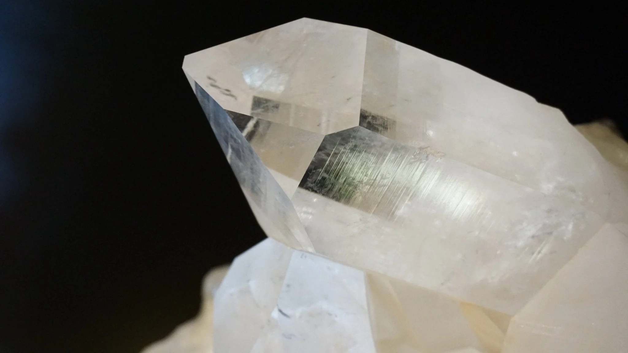Huge Quartz Crystal Cluster Large Crystal Points - Image 3